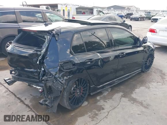 ✅ 2024 Volkswagen Golf R • VIN: WVWEB7CD2RW133019 • Лот: 43554477. Опубликован ранее на IAAI с пробегом 37 464 миль. Бесплатный доступ к архиву аукционных продаж из США и подробный отчёт об истории автомобиля на DreamBid. Изображение 4.