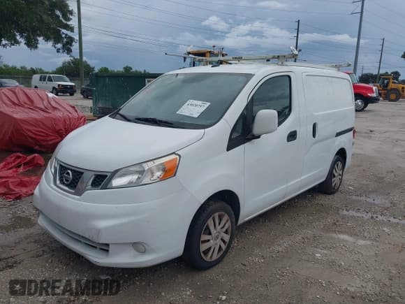 ✅ 2014 Nissan NV200 SV • VIN: 3N6CM0KN3EK692441 • Лот: 43020757. Опубликован ранее на IAAI с пробегом Не указан. Бесплатный доступ к архиву аукционных продаж из США и подробный отчёт об истории автомобиля на DreamBid. Изображение 2.