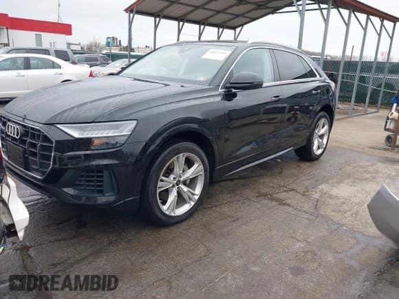 ✅ 2023 Audi Q8 Premium • VIN: WA1AVBF19PD019841 • Lot: 40827495. Listed on IAAI with 29,033 mi. Free auction sales archive from the USA and detailed vehicle history report at DreamBid. Image 18.
