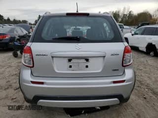 ✅ 2008 Suzuki SX4 • VIN: JS2YB413885103832 • Lot: 91810315. Wystawiony na Copart z przebiegiem 135 956 mil. Bezpłatny archiwum sprzedaży aukcyjnych z USA i szczegółowy raport historii pojazdu na DreamBid. Zdjęcie 6.