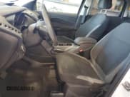 ✅ 2016 Ford Escape S • VIN: 1FMCU0F75GUA53037 • Lot: 81655275. Wystawiony na Copart z przebiegiem 122 631 mil. Bezpłatny archiwum sprzedaży aukcyjnych z USA i szczegółowy raport historii pojazdu na DreamBid. Zdjęcie 7.