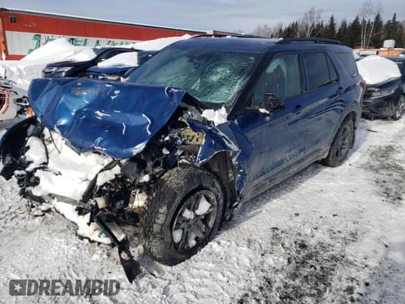 ✅ 2022 Ford Explorer ST-Line • VIN: 1FMSK8KH7NGA58041 • Lot: 45864905. Wystawiony na Copart z przebiegiem Nie podano. Bezpłatny archiwum sprzedaży aukcyjnych z USA i szczegółowy raport historii pojazdu na DreamBid. Zdjęcie 1.