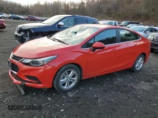 ✅ 2017 Chevrolet Cruze LT • VIN: 1G1BE5SM7H7233764 • Lot: 91549745. Wystawiony na Copart z przebiegiem 62 025 mil. Bezpłatny archiwum sprzedaży aukcyjnych z USA i szczegółowy raport historii pojazdu na DreamBid. Zdjęcie 1.