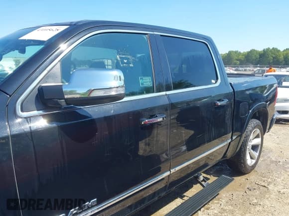 ✅ 2019 Ram 1500 Limited • VIN: 1C6SRFHT6KN640324 • Lot: 43105628. Listed on IAAI with 129,698 mi. Free auction sales archive from the USA and detailed vehicle history report at DreamBid. Image 14.