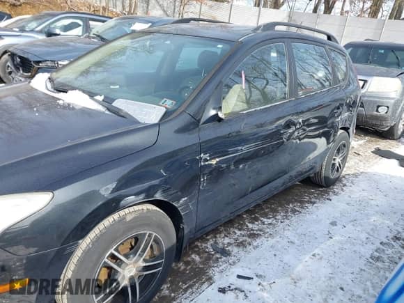 2010 Hyundai Elantra GLS with VIN KMHDC8AE7AU052667, listed as a IAAI auction lot 41586733 with 154,545 mi miles and . Bid and sale history available at DreamBid. Image 6.