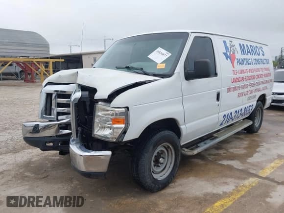 ✅ 2013 Ford Econoline Cargo Commercial • VIN: 1FTNE2EW8DDB16691 • Lot: 43536877. Wystawiony na IAAI z przebiegiem 187 836 mil. Bezpłatny archiwum sprzedaży aukcyjnych z USA i szczegółowy raport historii pojazdu na DreamBid. Zdjęcie 2.