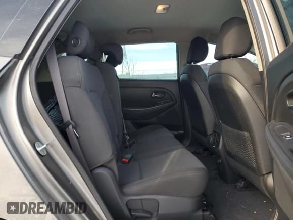 ✅ 2015 Kia Rondo LX • VIN: KNAHT8A36F7115488 • Lot: 43404545. Wystawiony na Copart z przebiegiem 72 920 mil. Bezpłatny archiwum sprzedaży aukcyjnych z USA i szczegółowy raport historii pojazdu na DreamBid. Zdjęcie 11.