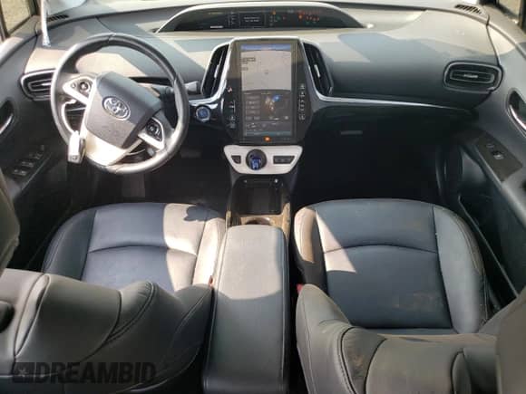 2017 Toyota Prius Plus с VIN JTDKARFP6H3033982, выставлен на аукционе Copart как лот 67222745 с пробегом 111 481 миль миль и Списание • Salvage title. История ставок и продаж доступна на DreamBid. Изображение 8.