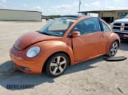 ✅ 2010 Volkswagen Beetle • VIN: 3VWRW3AGXAM036535 • Lot: 68038425. Wystawiony na Copart z przebiegiem 157 432 mil. Bezpłatny archiwum sprzedaży aukcyjnych z USA i szczegółowy raport historii pojazdu na DreamBid. Zdjęcie 1.