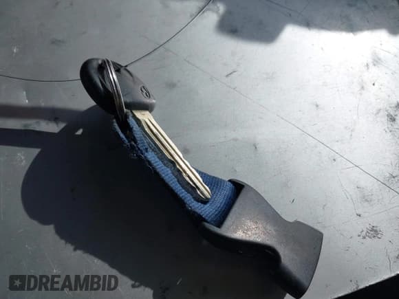 ✅ 2013 Hyundai Elantra GLS • VIN: KMHDH4AE5DU529854 • Лот: 43674266. Опубликован ранее на IAAI с пробегом 170 522 миль. Бесплатный доступ к архиву аукционных продаж из США и подробный отчёт об истории автомобиля на DreamBid. Изображение 11.