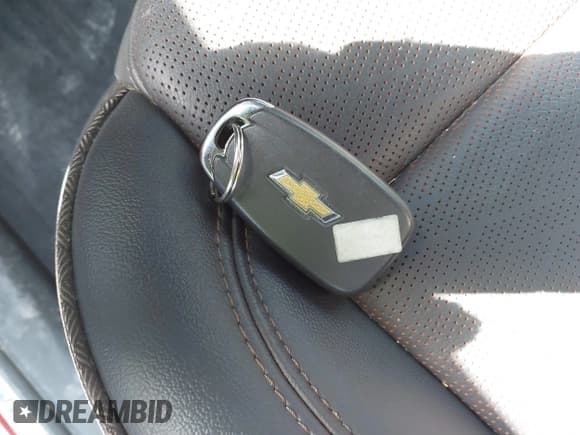 ✅ 2023 Chevrolet Traverse High Country • VIN: 1GNEVNKW9PJ339423 • Lot: 41717737. Wystawiony na IAAI z przebiegiem 19 716 mil. Bezpłatny archiwum sprzedaży aukcyjnych z USA i szczegółowy raport historii pojazdu na DreamBid. Zdjęcie 11.