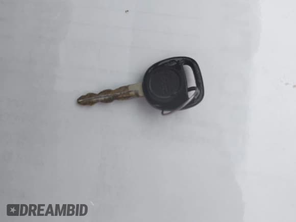 ✅ 2002 GMC Sierra 2500HD Work Truck • VIN: 1GTHK24U22Z280251 • Лот: 41916552. Опубликован ранее на IAAI с пробегом 246 032 миль. Бесплатный доступ к архиву аукционных продаж из США и подробный отчёт об истории автомобиля на DreamBid. Изображение 11.