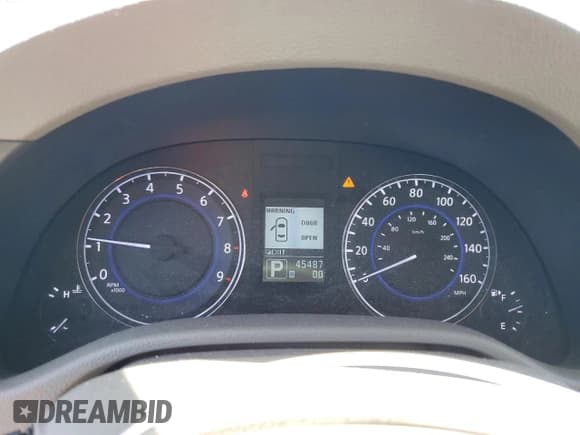 ✅ 2015 Infiniti Q40 • VIN: JN1CV6ARXFM522699 • Лот: 74004004. Опубликован ранее на Copart с пробегом Не указан. Бесплатный доступ к архиву аукционных продаж из США и подробный отчёт об истории автомобиля на DreamBid. Изображение 9.