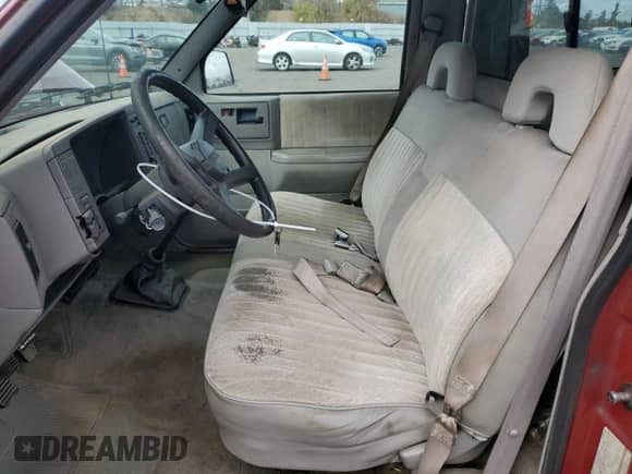 1993 Chevrolet S-10 X96 с VIN 1GCCS14RXP8134497, выставлен на аукционе Copart как лот 80912514 с пробегом 167 287 миль миль и Списание • Salvage title. История ставок и продаж доступна на DreamBid. Изображение 7.
