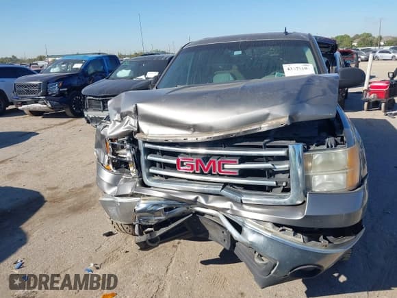 ✅ 2012 GMC Sierra 1500 SLE • VIN: 3GTP1VE05CG288020 • Лот: 43579103. Опубликован ранее на IAAI с пробегом 253 598 миль. Бесплатный доступ к архиву аукционных продаж из США и подробный отчёт об истории автомобиля на DreamBid. Изображение 12.