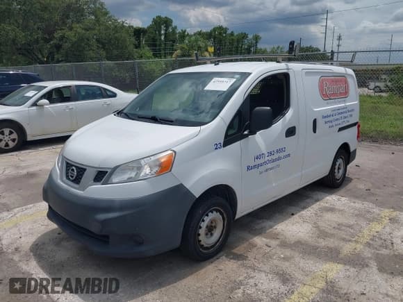 ✅ 2015 Nissan NV200 S • VIN: 3N6CM0KN6FK734330 • Lot: 42595717. Listed on IAAI with 168,998 mi. Free auction sales archive from the USA and detailed vehicle history report at DreamBid. Image 2.