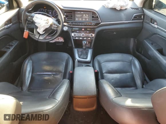 ✅ 2019 Hyundai Elantra SEL • VIN: 5NPD84LF0KH455549 • Лот: 90321095. Опубликован ранее на Copart с пробегом 192 678 миль. Бесплатный доступ к архиву аукционных продаж из США и подробный отчёт об истории автомобиля на DreamBid. Изображение 8.