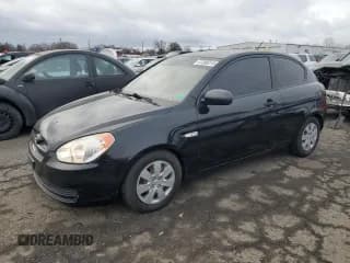 ✅ 2011 Hyundai Accent GS • VIN: KMHCM3AC3BU195899 • Лот: 41386515. Опубликован ранее на Copart с пробегом 96 661 миль. Бесплатный доступ к архиву аукционных продаж из США и подробный отчёт об истории автомобиля на DreamBid. Изображение 1.