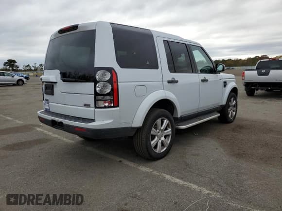 ✅ 2015 Land Rover LR4 HSE • VIN: SALAG2V63FA761089 • Lot: 90580565. Listed on Copart with 46,151 mi. Free auction sales archive from the USA and detailed vehicle history report at DreamBid. Image 3.