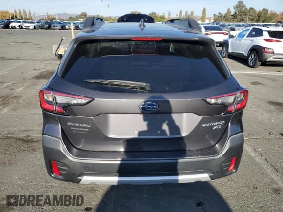 ✅ 2020 Subaru Outback Limited XT • VIN: 4S4BTGND8L3164809 • Lot: 85407425. Listed on Copart with 75,847 mi. Free auction sales archive from the USA and detailed vehicle history report at DreamBid. Image 6.