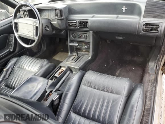 ✅ 1993 Ford Mustang GT • VIN: 1FACP45E4PF168225 • Лот: 67991835. Опубликован ранее на Copart с пробегом 186 654 миль. Бесплатный доступ к архиву аукционных продаж из США и подробный отчёт об истории автомобиля на DreamBid. Изображение 8.