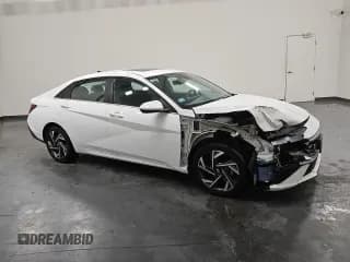 ✅ 2025 Hyundai Elantra SEL Convenience • VIN: KMHLS4DG5SU948424 • Лот: 90835265. Опубликован ранее на Copart с пробегом 11 226 миль. Бесплатный доступ к архиву аукционных продаж из США и подробный отчёт об истории автомобиля на DreamBid. Изображение 4.