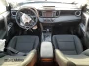 ✅ 2017 Toyota RAV4 LE • VIN: 2T3BFREV6HW672670 • Lot: 91638365. Wystawiony na Copart z przebiegiem Nie podano. Bezpłatny archiwum sprzedaży aukcyjnych z USA i szczegółowy raport historii pojazdu na DreamBid. Zdjęcie 8.