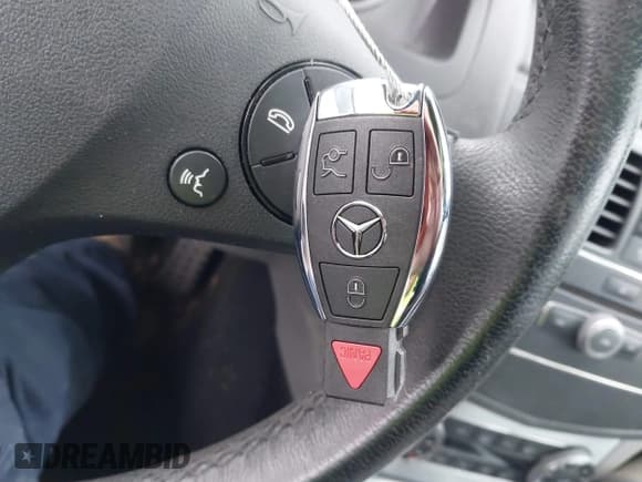 ✅ 2008 Mercedes-Benz C 300 Sport • VIN: WDDGF54X38F108757 • Lot: 43605720. Listed on IAAI with 105,485 mi. Free auction sales archive from the USA and detailed vehicle history report at DreamBid. Image 11.