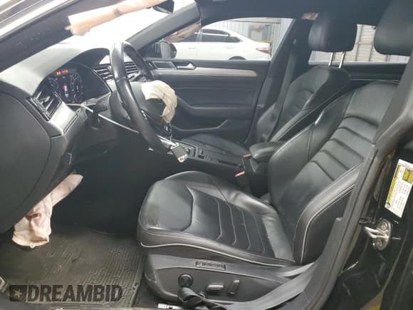 ✅ 2019 Volkswagen Arteon SEL R-Line • VIN: WVWHR7AN7KE018125 • Lot: 50458635. Listed on Copart with 67,043 mi. Free auction sales archive from the USA and detailed vehicle history report at DreamBid. Image 7.