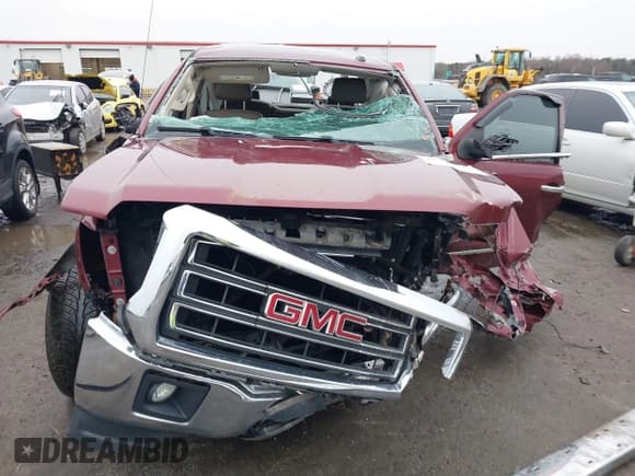 ✅ 2015 GMC Sierra 1500 SLT • VIN: 3GTU2VEC2FG322137 • Lot: 41569708. Listed on IAAI with 146,756 mi. Free auction sales archive from the USA and detailed vehicle history report at DreamBid. Image 13.