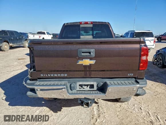 ✅ 2016 Chevrolet Silverado 2500HD LTZ • VIN: 1GC1KWE88GF222650 • Lot: 95276375. Wystawiony na Copart z przebiegiem 60 898 mil. Bezpłatny archiwum sprzedaży aukcyjnych z USA i szczegółowy raport historii pojazdu na DreamBid. Zdjęcie 6.