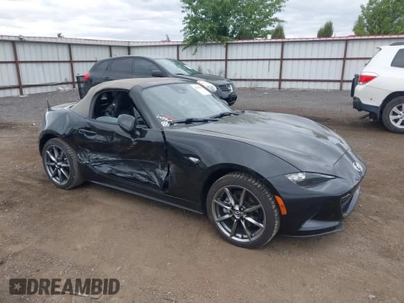 ✅ 2020 Mazda MX-5 Miata Grand Touring • VIN: JM1NDAD76L0418817 • Lot: 43018218. Listed on IAAI with 83,714 mi. Free auction sales archive from the USA and detailed vehicle history report at DreamBid. Image 1.