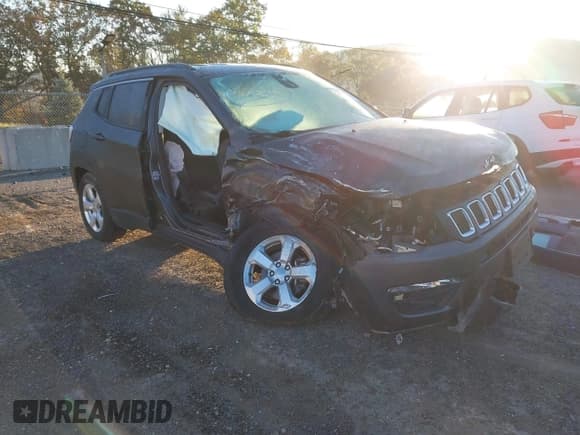 ✅ 2018 Jeep Compass Latitude • VIN: 3C4NJDBB8JT176176 • Lot: 43499289. Wystawiony na IAAI z przebiegiem 36 958 mil. Bezpłatny archiwum sprzedaży aukcyjnych z USA i szczegółowy raport historii pojazdu na DreamBid. Zdjęcie 1.