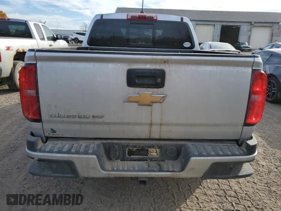 ✅ 2019 Chevrolet Colorado 4WD Z71 • VIN: 1GCGTDEN2K1267185 • Лот: 76899464. Опубликован ранее на Copart с пробегом 129 017 миль. Бесплатный доступ к архиву аукционных продаж из США и подробный отчёт об истории автомобиля на DreamBid. Изображение 6.