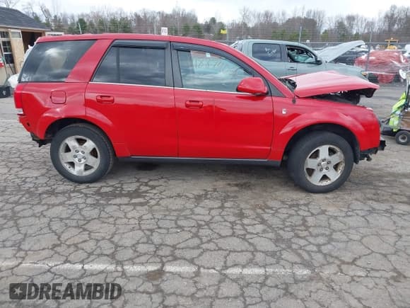 ✅ 2006 Saturn VUE • VIN: 5GZCZ53496S818286 • Lot: 41887405. Wystawiony na IAAI z przebiegiem 219 872 mil. Bezpłatny archiwum sprzedaży aukcyjnych z USA i szczegółowy raport historii pojazdu na DreamBid. Zdjęcie 13.