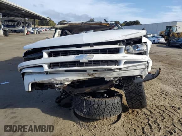 2003 Chevrolet Tahoe Z71 with VIN 1GNEK13T23R149593, listed as a Copart auction lot 62584585 with Not provided miles and Non repairable. Bid and sale history available at DreamBid. Image 5.