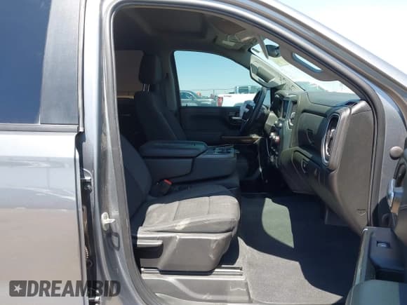 ✅ 2021 Chevrolet Silverado 1500 RST • VIN: 1GCPWDEDXMZ404120 • Lot: 41966224. Wystawiony na IAAI z przebiegiem 141 668 mil. Bezpłatny archiwum sprzedaży aukcyjnych z USA i szczegółowy raport historii pojazdu na DreamBid. Zdjęcie 5.