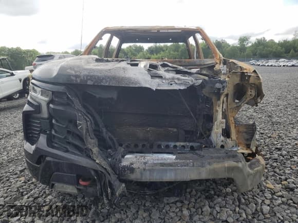 ✅ 2022 Chevrolet Silverado 1500 LT Trail Boss • VIN: 3GCUDFET5NG616369 • Lot: 64473885. Wystawiony na Copart z przebiegiem Nie podano. Bezpłatny archiwum sprzedaży aukcyjnych z USA i szczegółowy raport historii pojazdu na DreamBid. Zdjęcie 5.