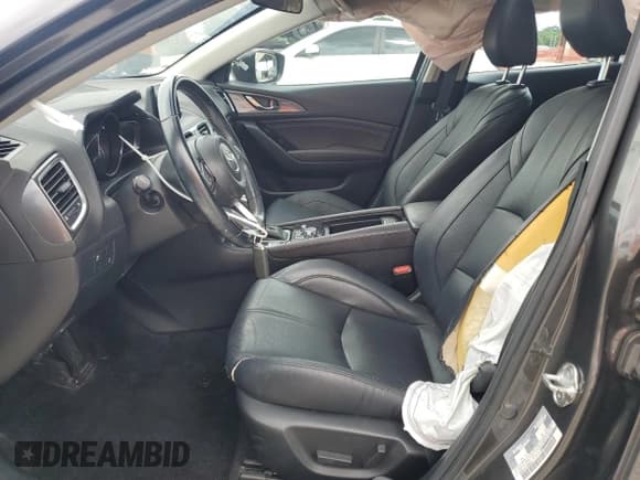 ✅ 2018 Mazda 3 Grand Touring • VIN: 3MZBN1M31JM269916 • Лот: 71039625. Опубликован ранее на Copart с пробегом 69 967 миль. Бесплатный доступ к архиву аукционных продаж из США и подробный отчёт об истории автомобиля на DreamBid. Изображение 7.