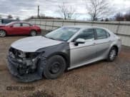 ✅ 2020 Toyota Camry Hybrid LE • VIN: 4T1C31AK3LU526674 • Lot: 91992605. Wystawiony na Copart z przebiegiem 318 243 mil. Bezpłatny archiwum sprzedaży aukcyjnych z USA i szczegółowy raport historii pojazdu na DreamBid. Zdjęcie 1.