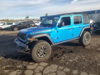 ✅ 2024 Jeep Wrangler Rubicon X • VIN: 1C4RJXFGXRW280585 • Lot: 89502825. Wystawiony na Copart z przebiegiem 7 098 mil. Bezpłatny archiwum sprzedaży aukcyjnych z USA i szczegółowy raport historii pojazdu na DreamBid. Zdjęcie 1.
