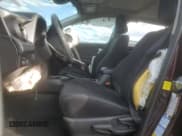 ✅ 2018 Toyota RAV4 XLE • VIN: 2T3RFREV1JW704817 • Lot: 82752715. Wystawiony na Copart z przebiegiem 79 732 mil. Bezpłatny archiwum sprzedaży aukcyjnych z USA i szczegółowy raport historii pojazdu na DreamBid. Zdjęcie 7.