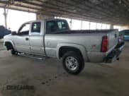 ✅ 2006 Chevrolet Silverado 2500HD Work Truck • VIN: 1GCHK29U36E104380 • Lot: 81989924. Wystawiony na Copart z przebiegiem 125 908 mil. Bezpłatny archiwum sprzedaży aukcyjnych z USA i szczegółowy raport historii pojazdu na DreamBid. Zdjęcie 2.