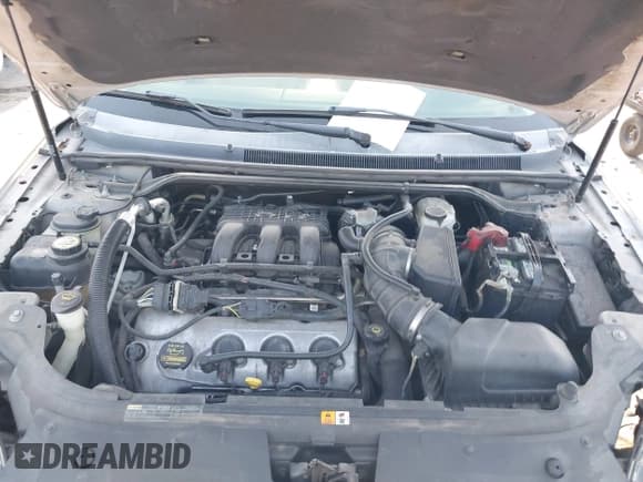 ✅ 2009 Mercury Sable Premier • VIN: 1MEHM42W69G614697 • Lot: 43121944. Listed on IAAI with 137,715 mi. Free auction sales archive from the USA and detailed vehicle history report at DreamBid. Image 10.