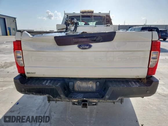 ✅ 2020 Ford F-250 XL • VIN: 1FT7X2B69LEC63957 • Lot: 60332945. Wystawiony na Copart z przebiegiem Nie podano. Bezpłatny archiwum sprzedaży aukcyjnych z USA i szczegółowy raport historii pojazdu na DreamBid. Zdjęcie 6.