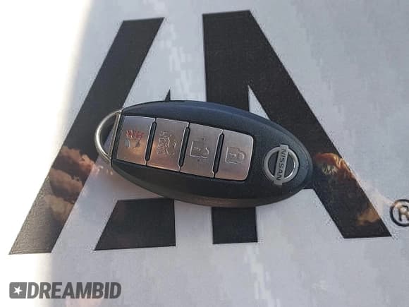 ✅ 2015 Nissan Sentra S • VIN: 3N1AB7AP7FY349483 • Lot: 43512686. Listed on IAAI with 124,336 mi. Free auction sales archive from the USA and detailed vehicle history report at DreamBid. Image 11.