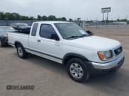 ✅ 1998 Nissan Frontier XE • VIN: 1N6DD26S5WC317688 • Lot: 43268491. Listed on IAAI with 188,037 mi. Free auction sales archive from the USA and detailed vehicle history report at DreamBid. Image 1.