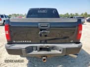 ✅ 2009 Chevrolet Silverado 2500HD LT • VIN: 1GCHK53619F138649 • Лот: 69793465. Опубликован ранее на Copart с пробегом 206 747 миль. Бесплатный доступ к архиву аукционных продаж из США и подробный отчёт об истории автомобиля на DreamBid. Изображение 6.