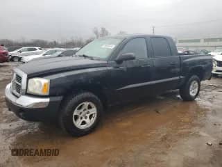 2005 Dodge Dakota SLT z VIN 1D7HW48K95S316402, wystawiony jako Copart lot #85960934 z przebiegiem 184 320 mil mil oraz Szkoda całkowita • Salvage title. Historia ofert i sprzedaży dostępna na DreamBid. Obrazek 1.