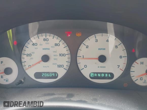 ✅ 2002 Chrysler Town & Country LX • VIN: 2C4GP44392R706494 • Lot: 42514777. Wystawiony na IAAI z przebiegiem 206 091 mil. Bezpłatny archiwum sprzedaży aukcyjnych z USA i szczegółowy raport historii pojazdu na DreamBid. Zdjęcie 7.